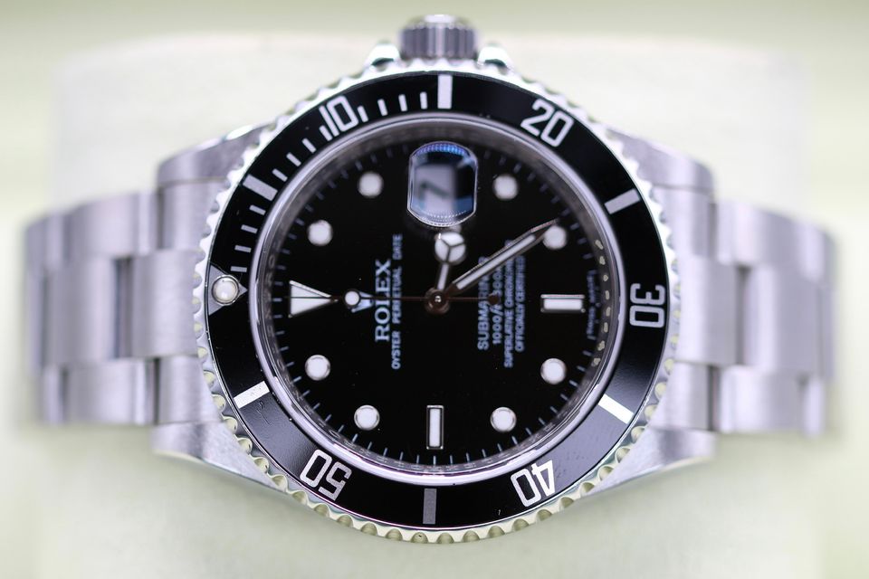 Rolex Submariner 16610 Image 5
